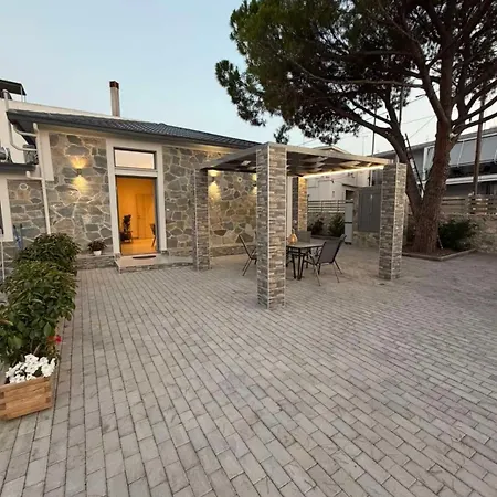 Casa vacanze Mika's Asíni